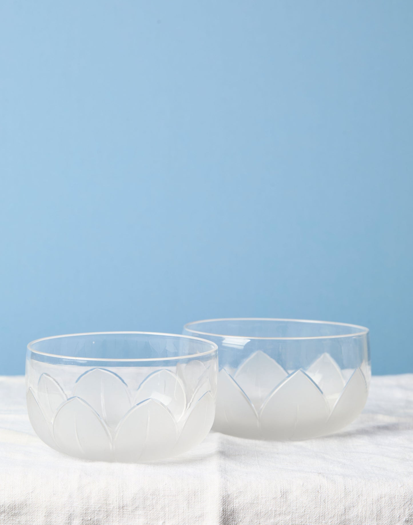 A Set of Six 19th Century Glass Bowls Engraved with Leaves by Richardson & Son