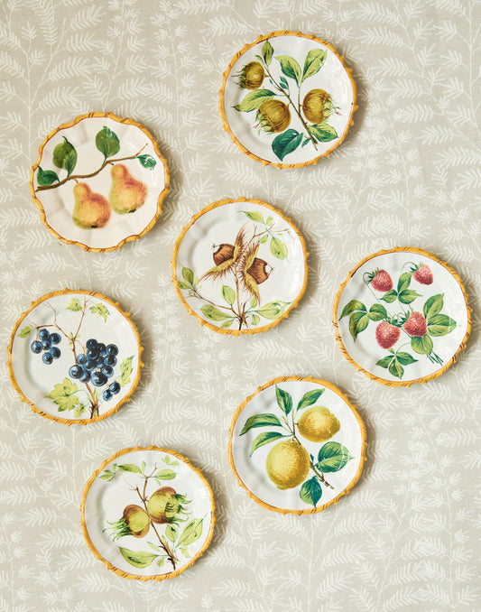 A Set of Eight Antique Italian Faience Plates by Giovanni Battista Viero