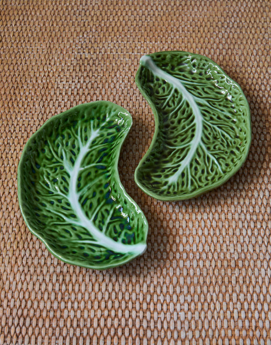 A Pair of Vintage Crescent-Shaped Cabbage Leaf Dishes by Faianças Belo in Portugal