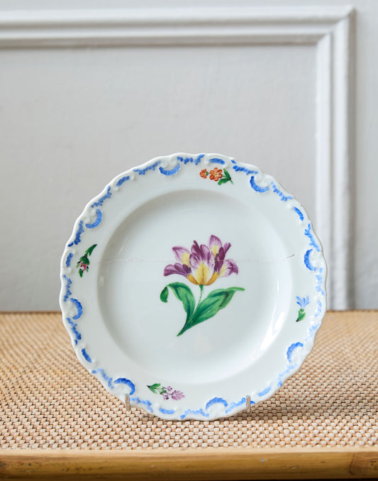 A Set of Six Early 20th Century Hand Painted Meissen Porcelain Plates